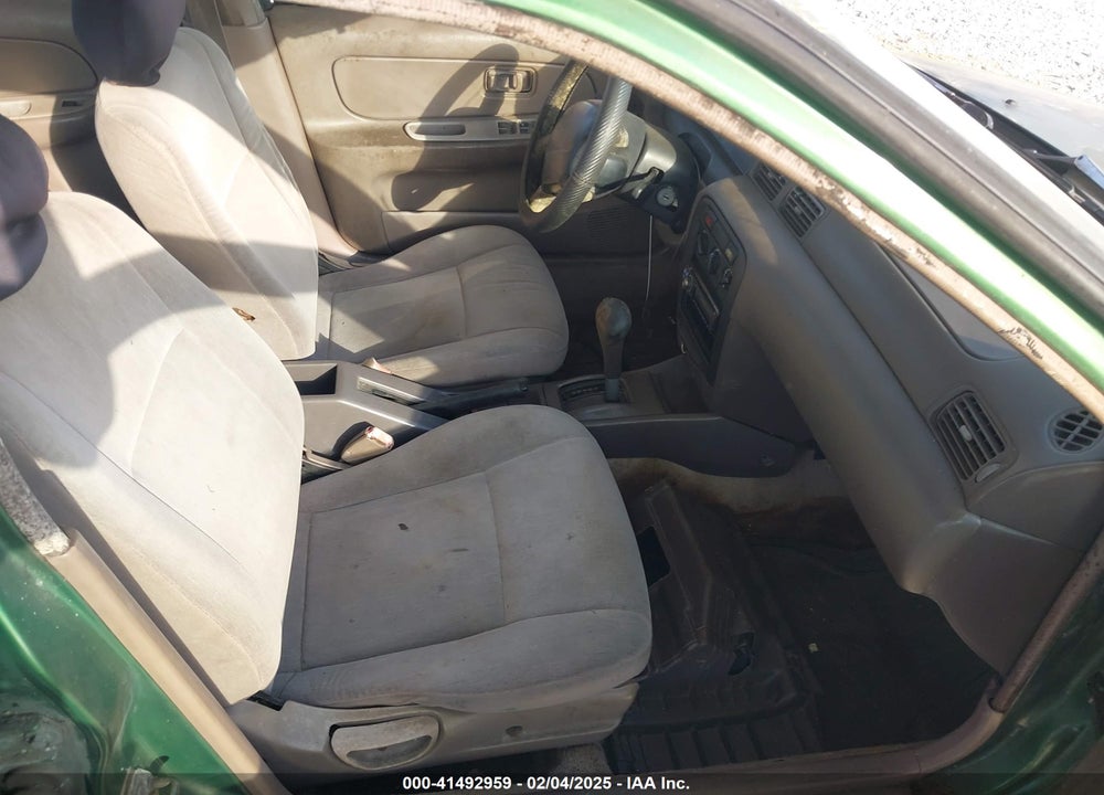 1998 NISSAN SENTRA VIN: 1N4AB41D3WC726293