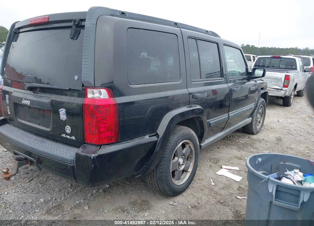 2006 JEEP COMMANDER VIN: 1J8HG48N56C131771