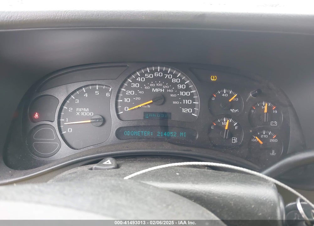 2005 CHEVROLET TAHOE LS VIN: 1GNEK13T65J203494