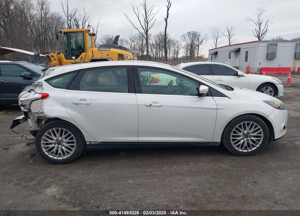 2013 FORD FOCUS VIN: 1FADP3N25DL143495
