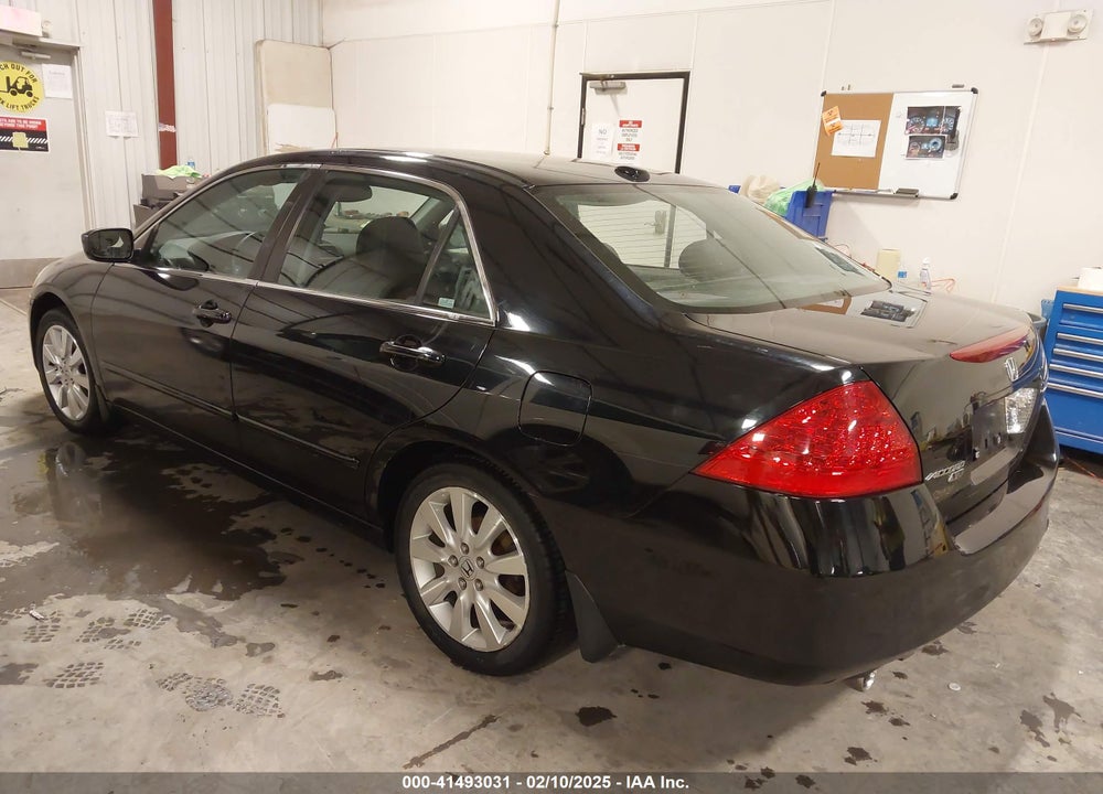 2007 HONDA ACCORD 3.0 EX VIN: 1HGCM66827A027370