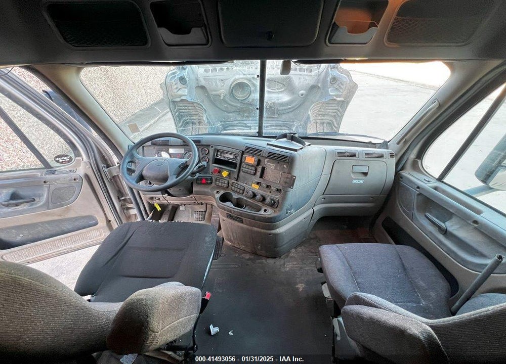 2018 FREIGHTLINER CASCADIA 125 VIN: 3AKJGLDR0JSHF3825