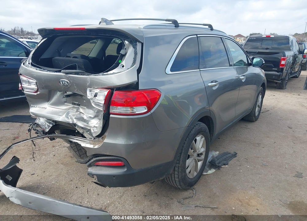 2016 KIA SORENTO 2.4L LX VIN: 5XYPG4A35GG036443