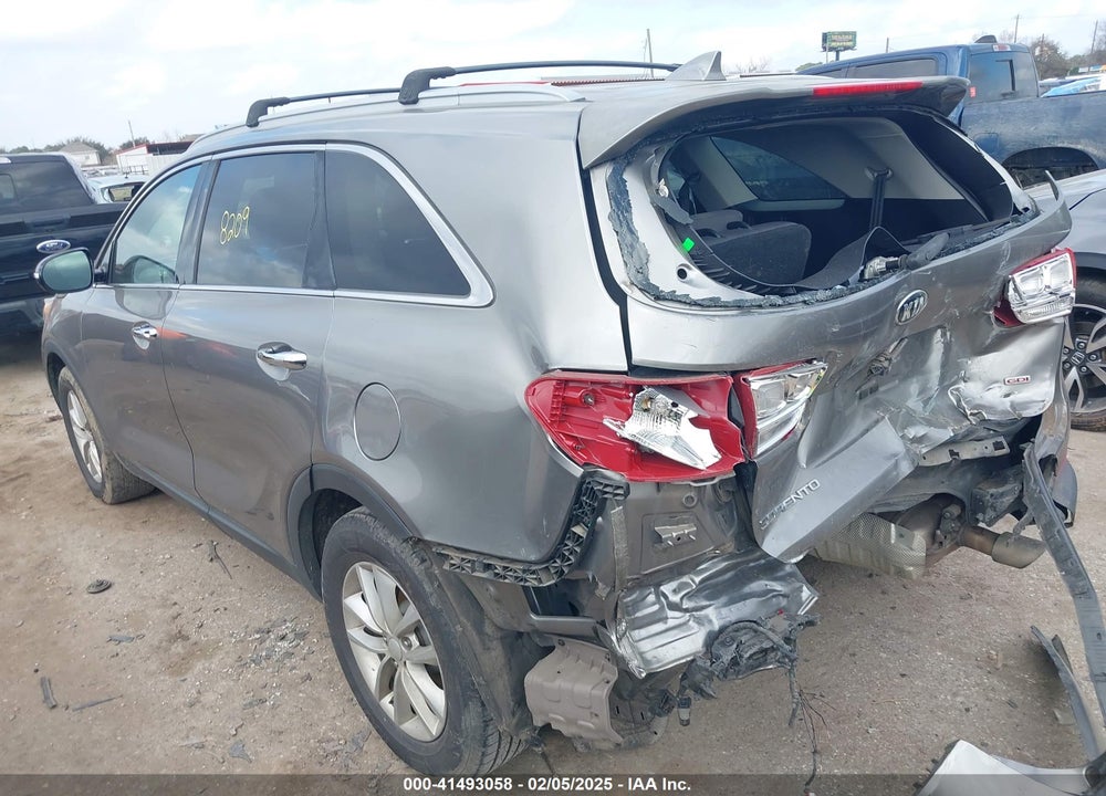 2016 KIA SORENTO 2.4L LX VIN: 5XYPG4A35GG036443