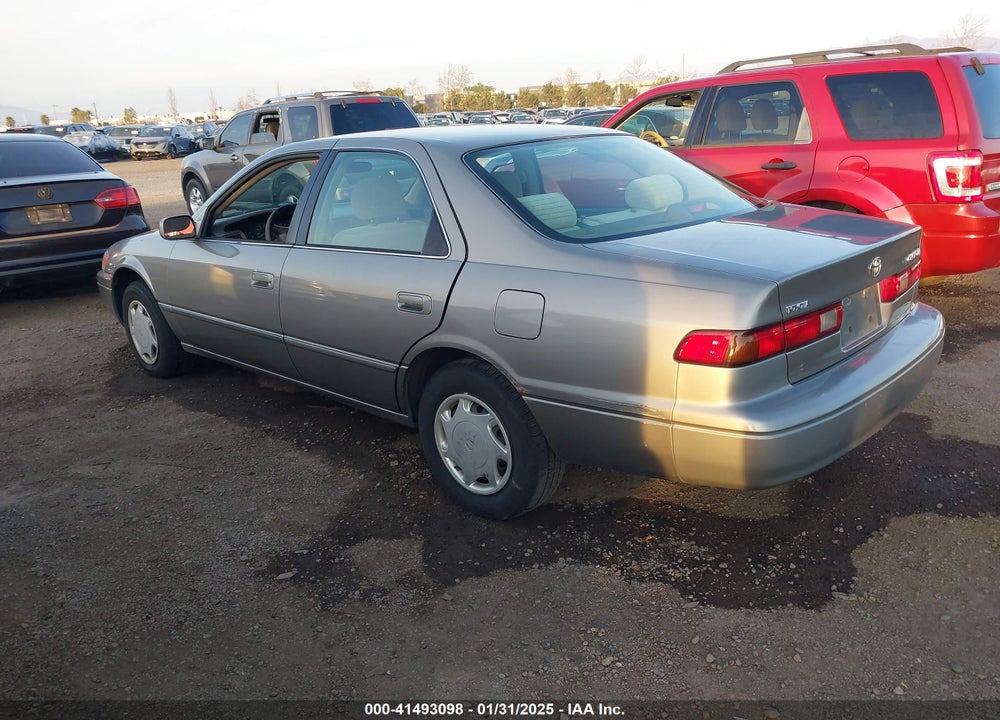 1999 TOYOTA CAMRY CE VIN: 4T1BG22K8XU497084