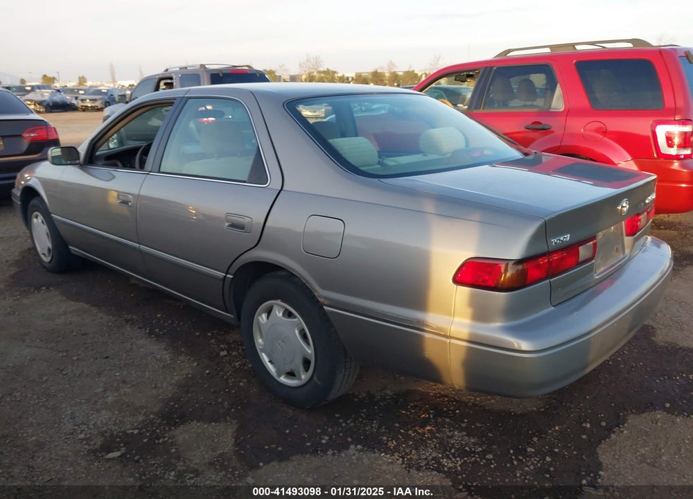 1999 TOYOTA CAMRY CE VIN: 4T1BG22K8XU497084