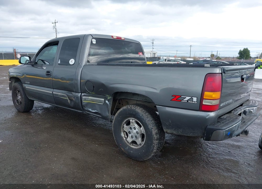 2001 CHEVROLET SILVERADO 1500 LS VIN: 1GCEK19TX1E331580