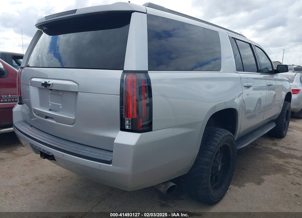 2015 CHEVROLET SUBURBAN 1500 LT VIN: 1GNSKJKC4FR147806