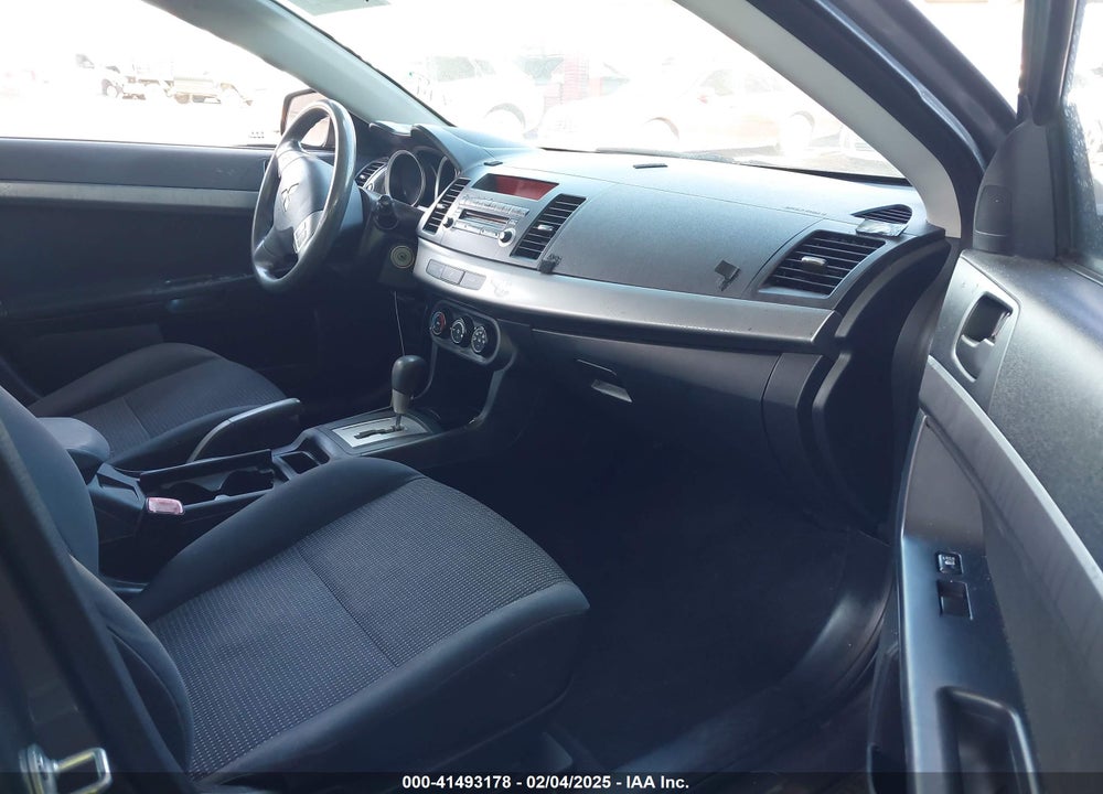 2011 MITSUBISHI LANCER VIN: JA32U2FU2BU041114