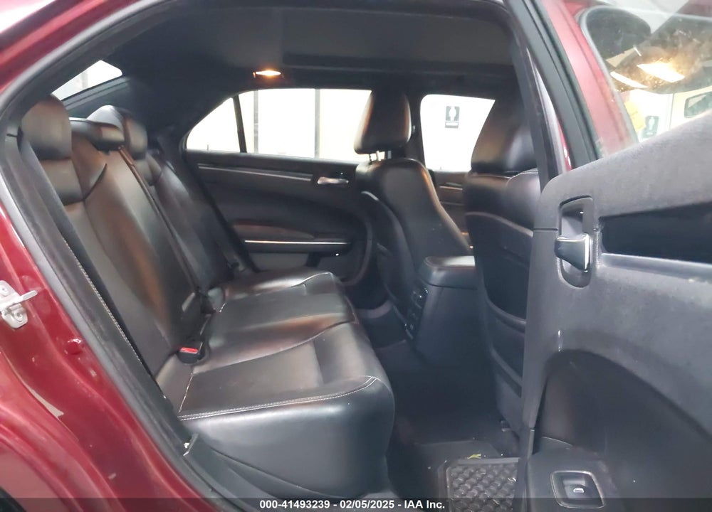 2018 CHRYSLER 300 300S AWD VIN: 2C3CCAGG5JH302401