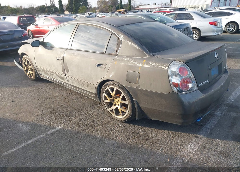 2005 NISSAN ALTIMA 3.5 SE-R VIN: 1N4BL11D35C389204