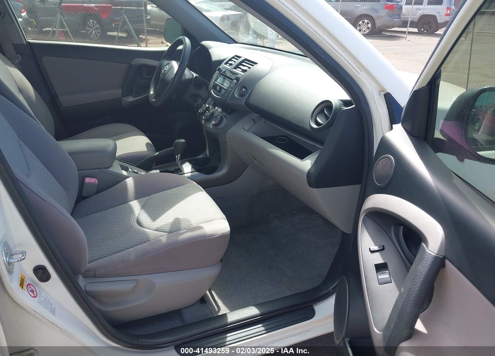 2006 TOYOTA RAV4 VIN: JTMBD33V165021263