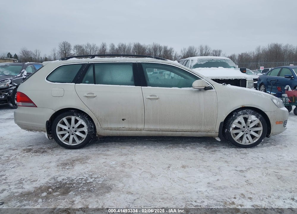 2012 VOLKSWAGEN JETTA SPORTWAGEN 2.5L SE VIN: 3VWPP7AJ1CM609364