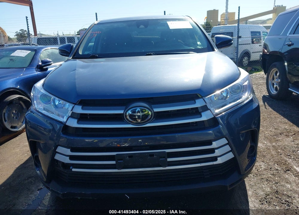 2019 TOYOTA HIGHLANDER LE VIN: 5TDZZRFH9KS290866