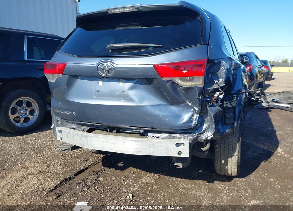 2019 TOYOTA HIGHLANDER LE VIN: 5TDZZRFH9KS290866