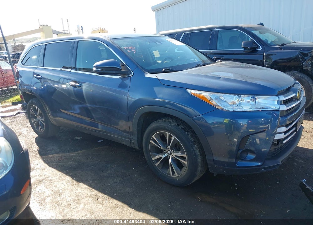 2019 TOYOTA HIGHLANDER LE VIN: 5TDZZRFH9KS290866