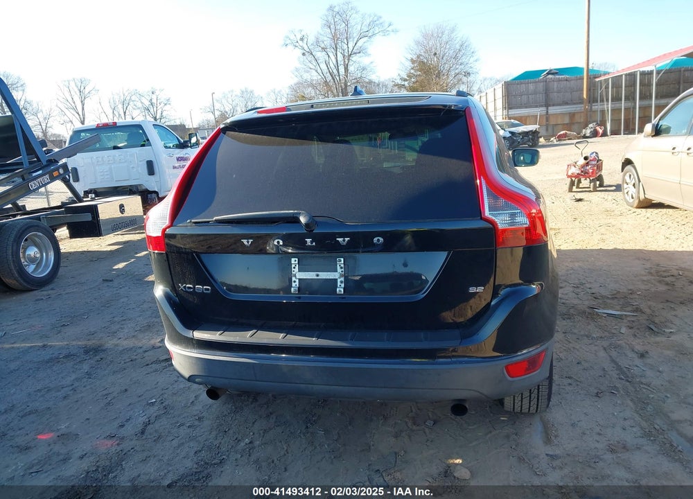 2010 VOLVO XC60 3.2 VIN: YV4982DLXA2059771