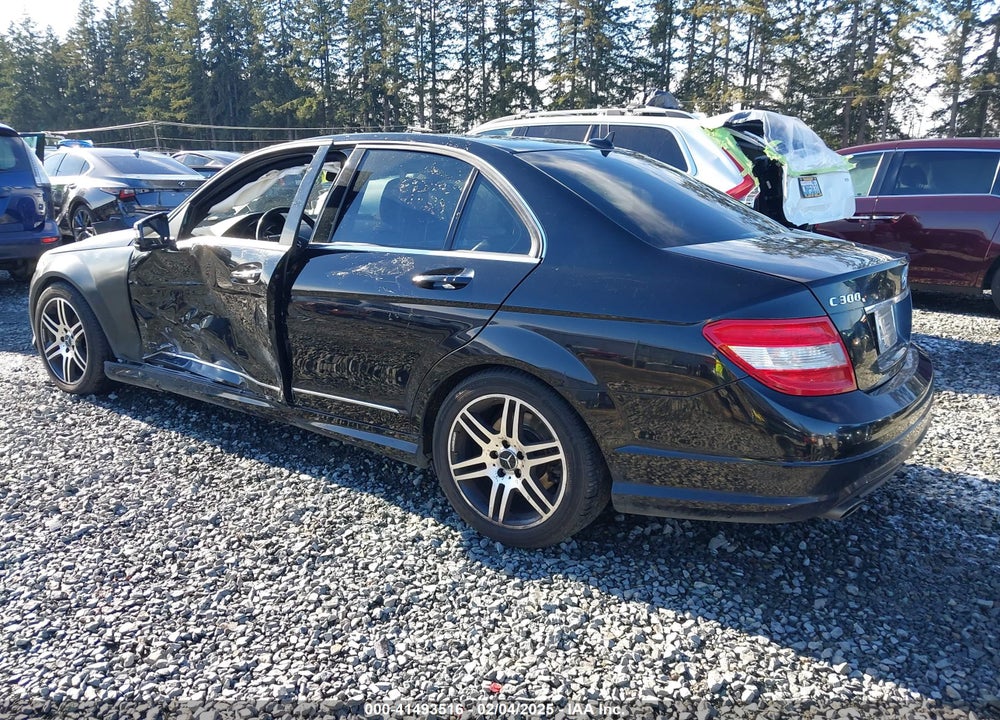2010 MERCEDES-BENZ C 300 VIN: WDDGF8BB1AF472688