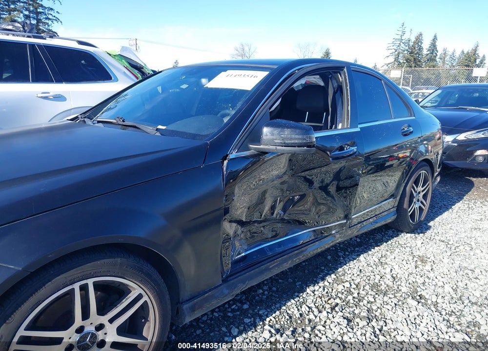 2010 MERCEDES-BENZ C 300 VIN: WDDGF8BB1AF472688