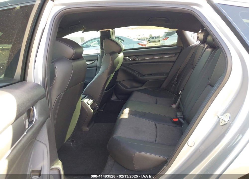 2022 HONDA ACCORD VIN: 1HGCV1F38NA123988