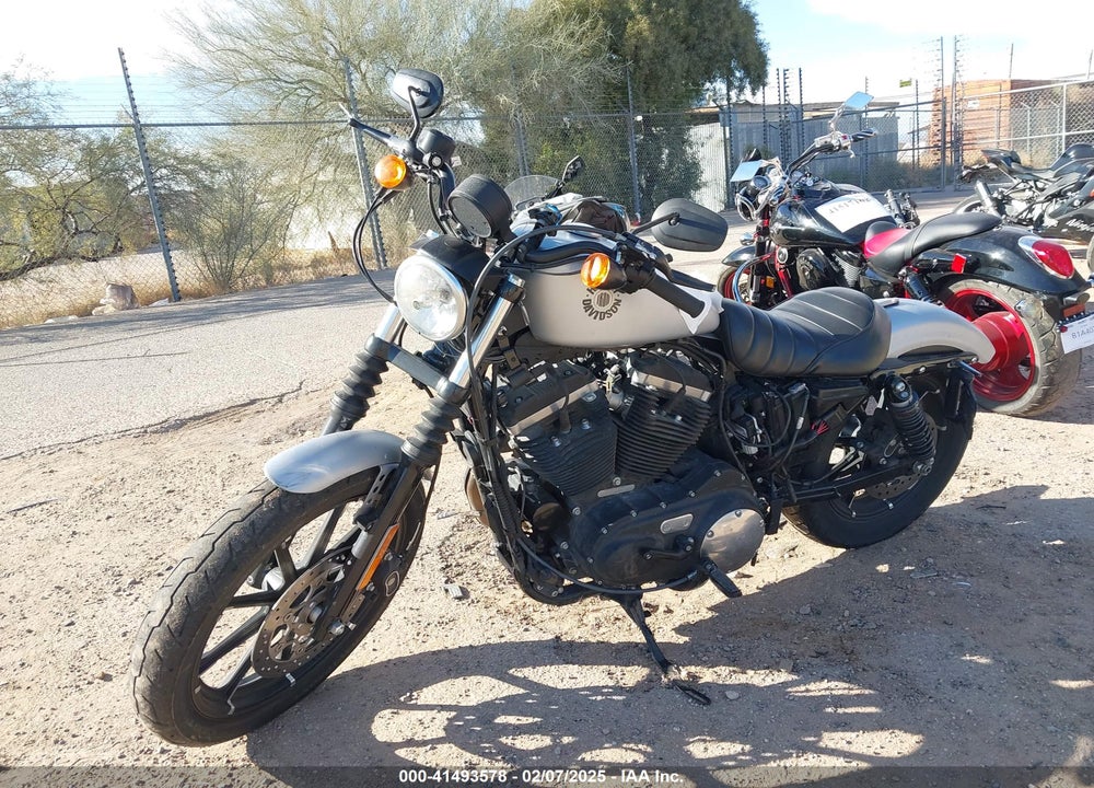 2020 HARLEY-DAVIDSON XL883 N VIN: 1HD4LE219LB437790