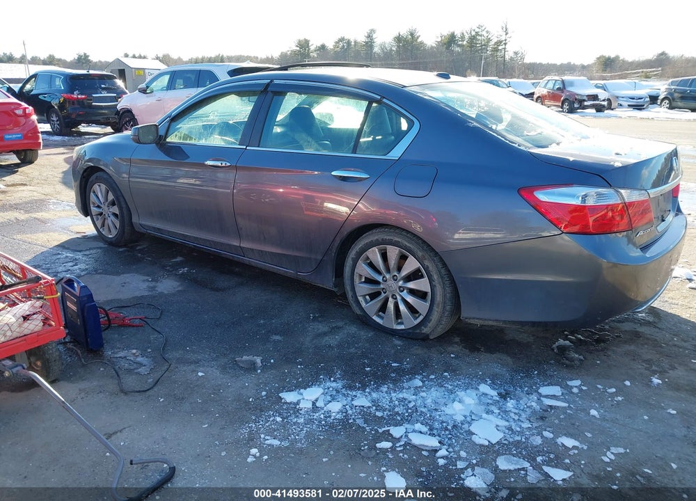 2013 HONDA ACCORD VIN: 1HGCR2F86DA095676