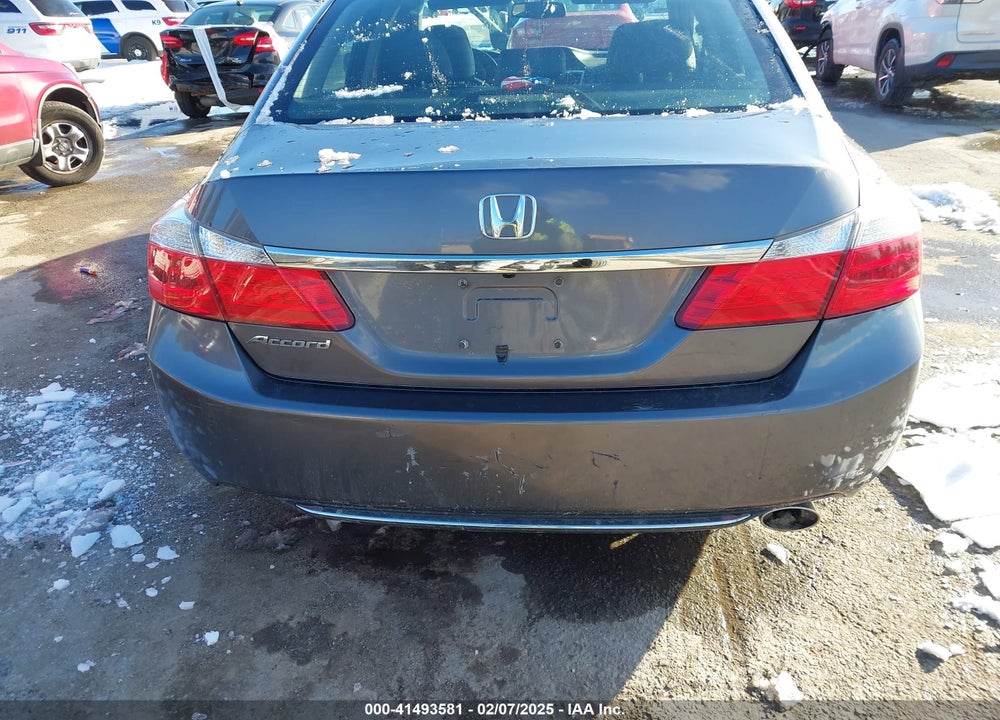2013 HONDA ACCORD VIN: 1HGCR2F86DA095676