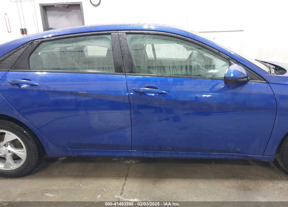 2022 HYUNDAI ELANTRA VIN: KMHLL4AG8NU368302