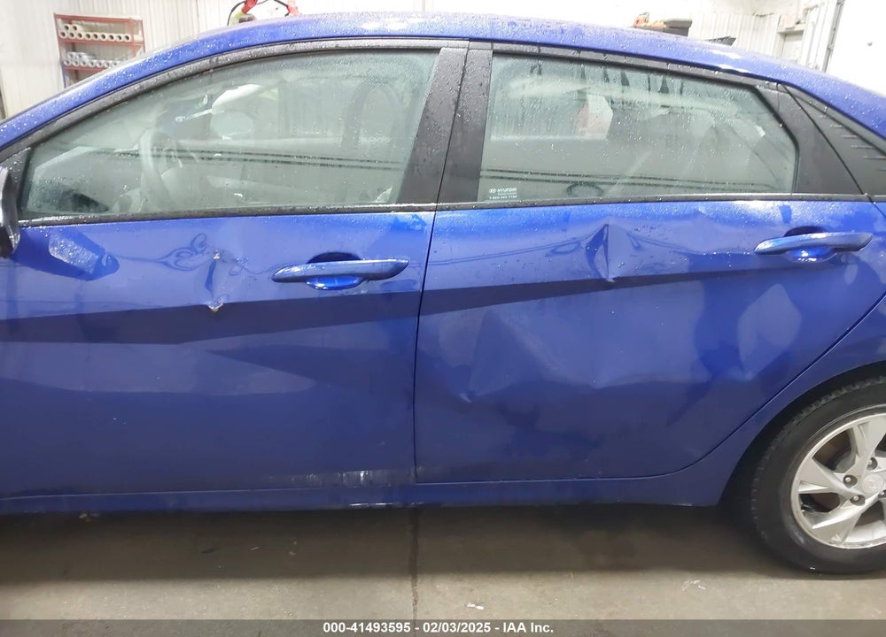 2022 HYUNDAI ELANTRA VIN: KMHLL4AG8NU368302