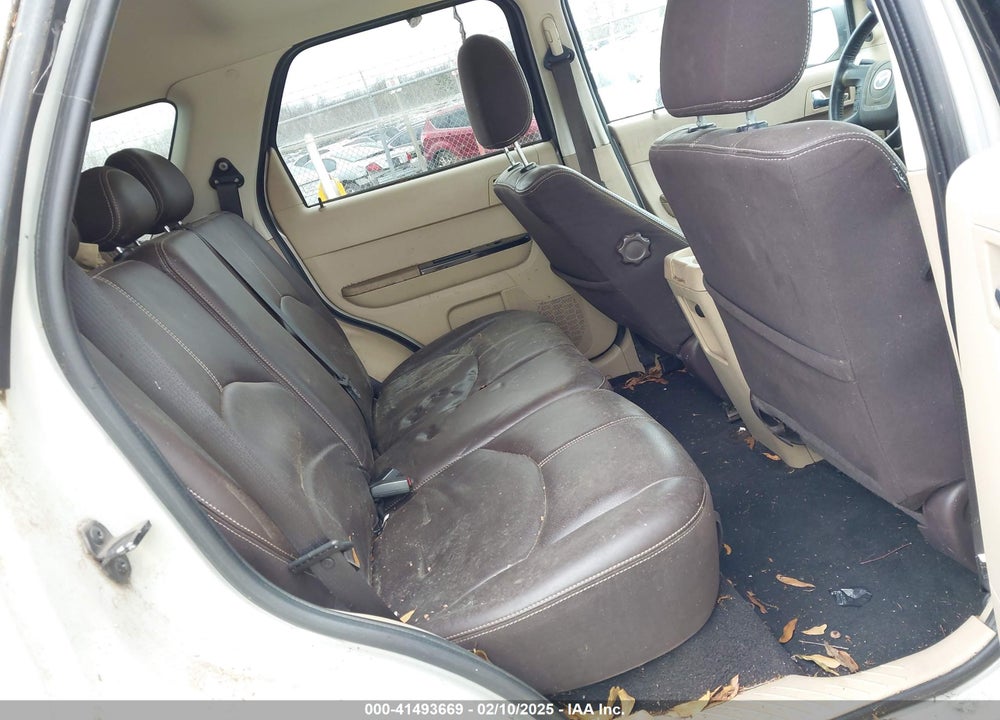 2008 MAZDA TRIBUTE I GRAND TOURING VIN: 4F2CZ92Z68KM27105