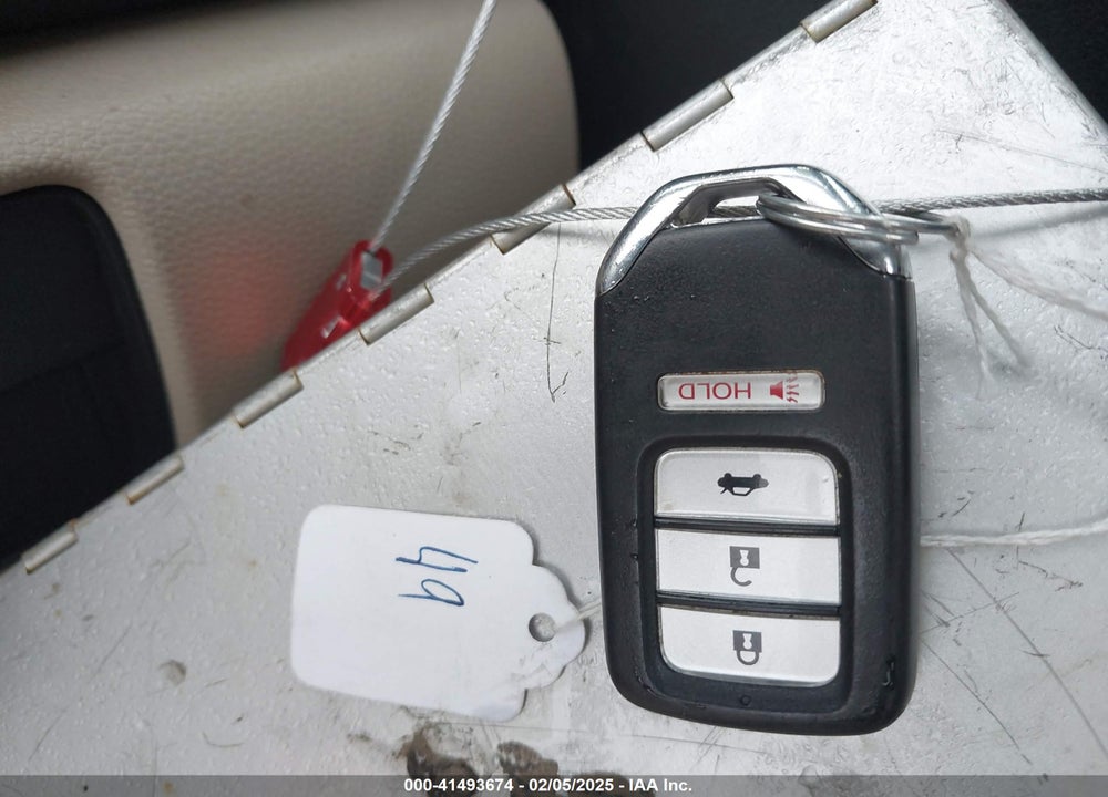 2015 HONDA ACCORD HYBRID VIN: 1HGCR6F58FA005511