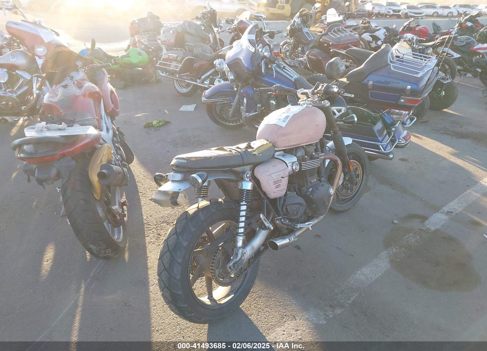 2020 TRIUMPH MOTORCYCLE SPEED TWIN VIN: SMTD54HF3LT991539