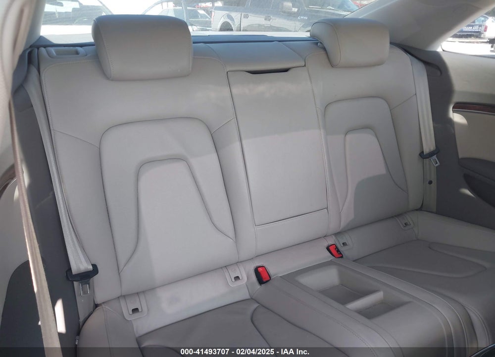 2011 AUDI A5 2.0T PREMIUM VIN: WAULFAFR6BA006824