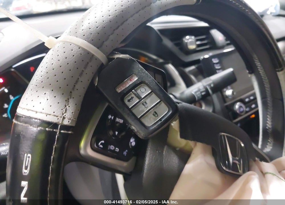 2019 HONDA CIVIC VIN: 2HGFC3B34KH357434