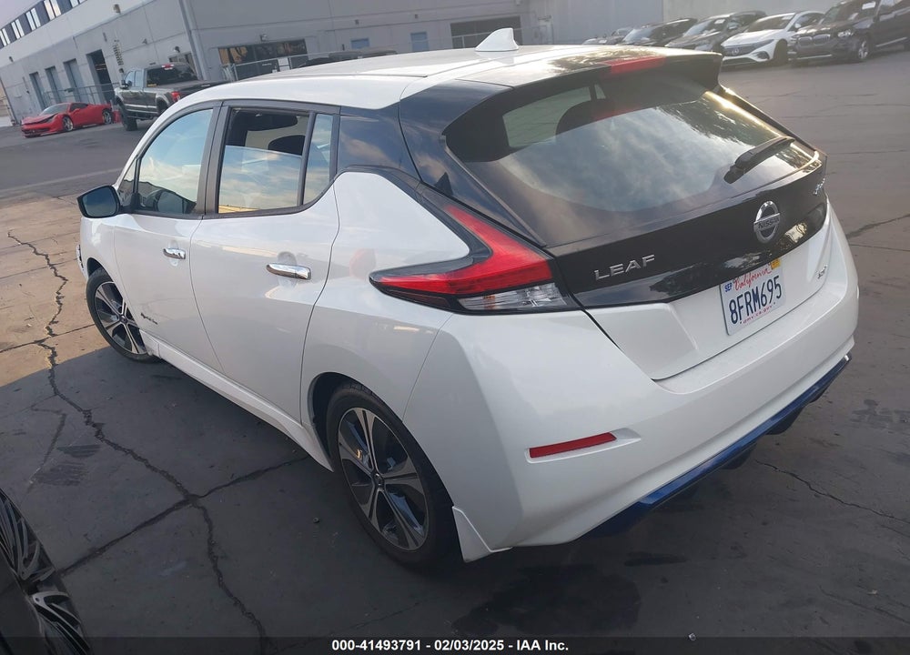 2018 NISSAN LEAF SV VIN: 1N4AZ1CP1JC302833