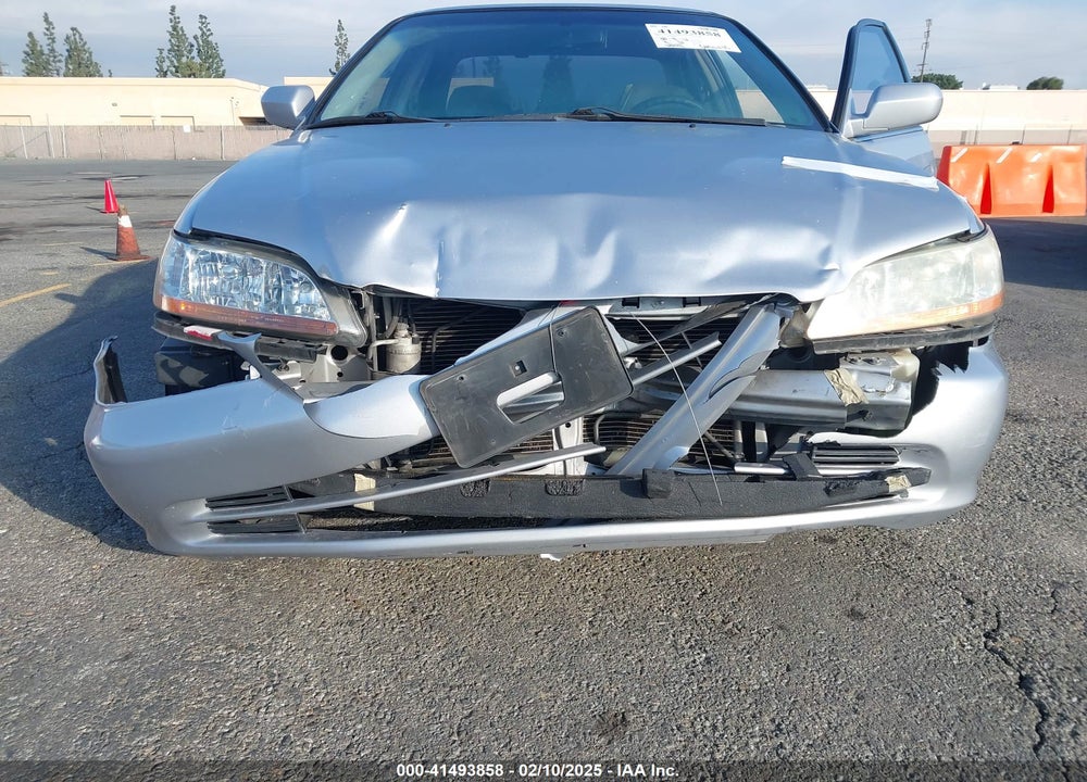 2001 HONDA ACCORD 2.3 LX VIN: 1HGCG66521A103092