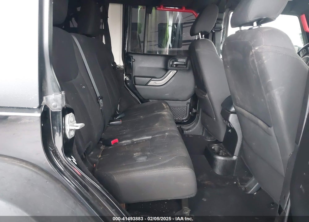 2018 JEEP WRANGLER JK UNLIMITED SPORT S 4X4 VIN: 1C4BJWDG3JL882720