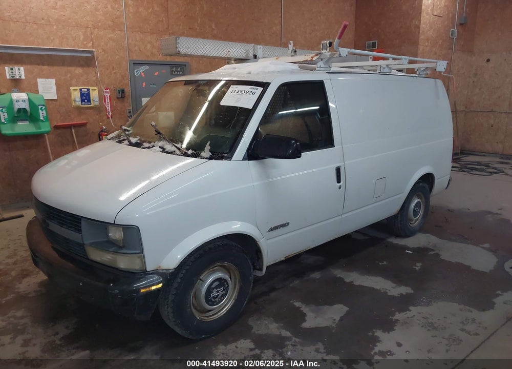 1995 CHEVROLET ASTRO VIN: 1GCDM19W5SB182028