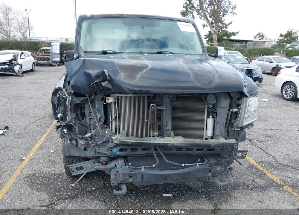 2018 NISSAN NV PASSENGER NV3500 HD SL V8 VIN: 5BZAF0AA7JN850660