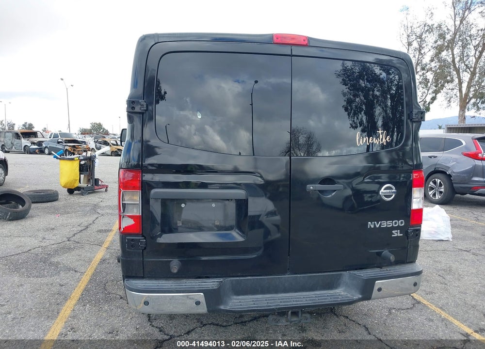 2018 NISSAN NV PASSENGER NV3500 HD SL V8 VIN: 5BZAF0AA7JN850660