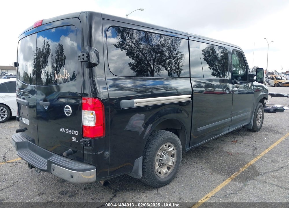 2018 NISSAN NV PASSENGER NV3500 HD SL V8 VIN: 5BZAF0AA7JN850660