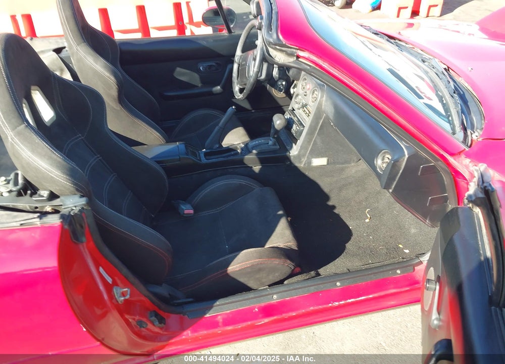 1992 MAZDA MX-5 MIATA VIN: JM1NA3515N0329001
