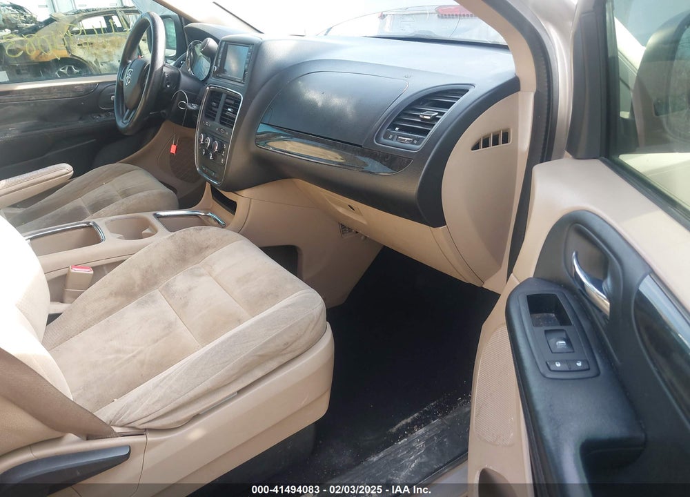 2015 DODGE GRAND CARAVAN VIN: 2C4RDGCG5FR535627
