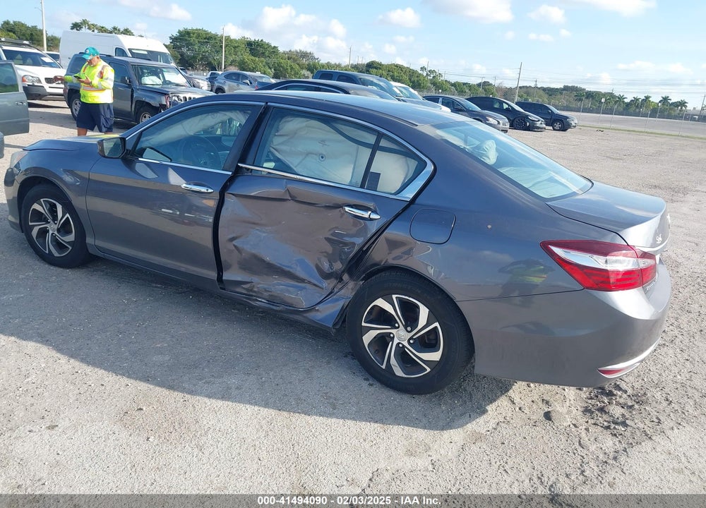 2017 HONDA ACCORD VIN: 1HGCR2F30HA208211
