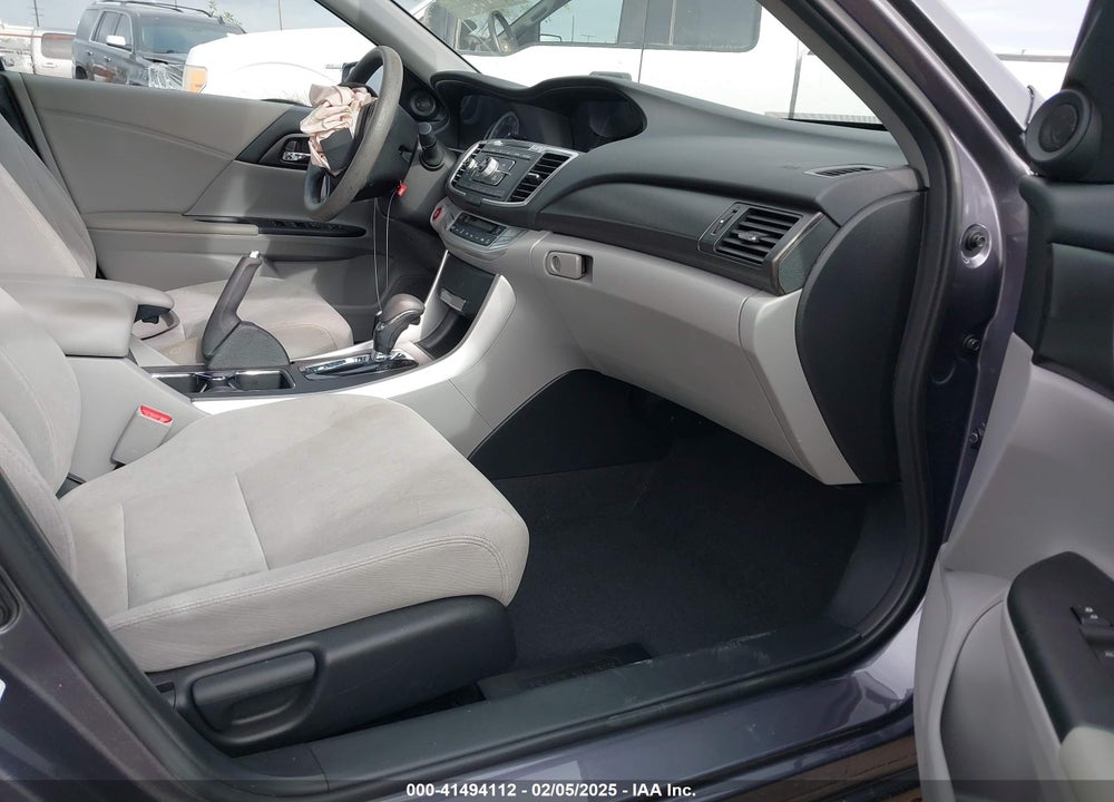2015 HONDA ACCORD VIN: 1HGCR2F74FA264278