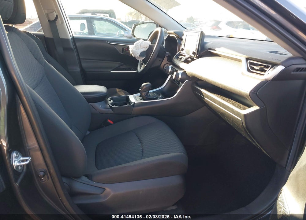 2021 TOYOTA RAV4 LE VIN: 2T3H1RFV1MC105320
