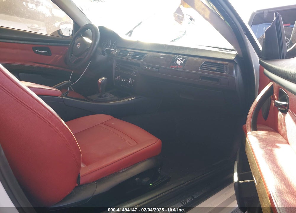 2011 BMW 328 VIN: WBAKE5C5XBE573960