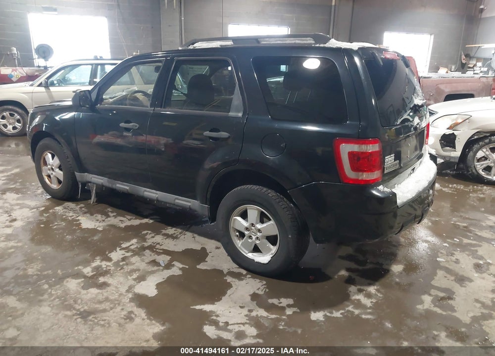 2010 FORD ESCAPE VIN: 1FMCU0D73AKB51442