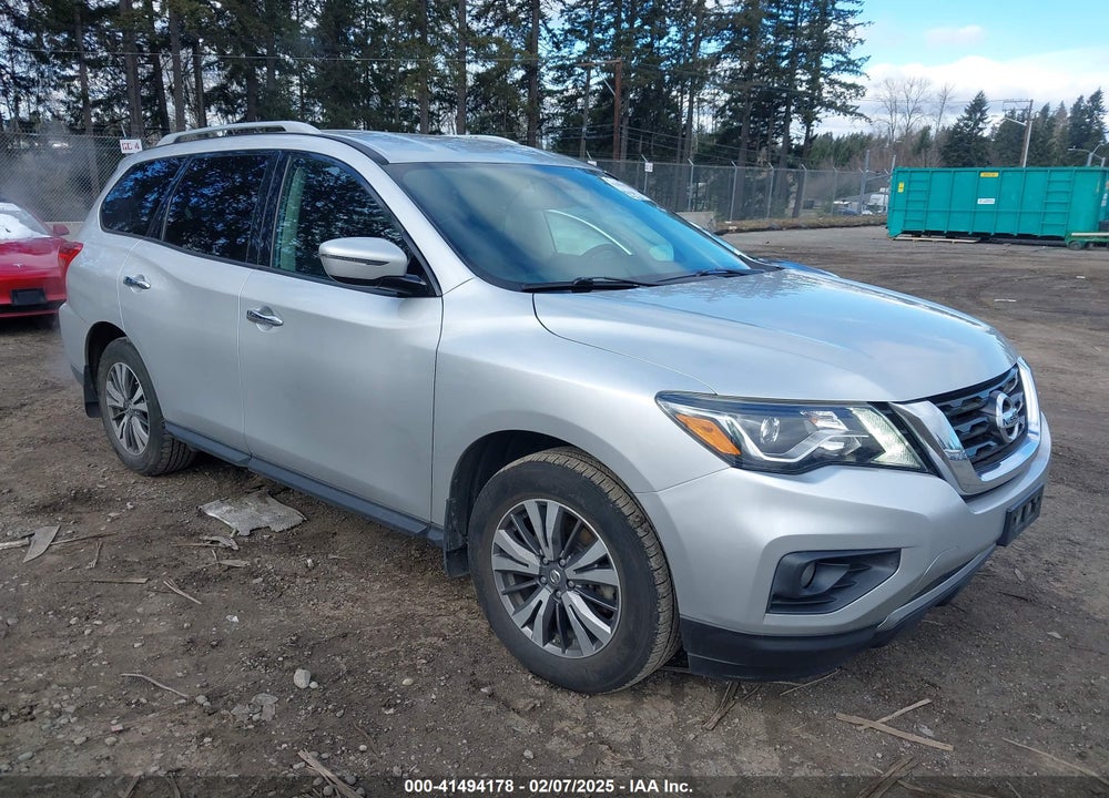 2017 NISSAN PATHFINDER SV VIN: 5N1DR2MN0HC640031