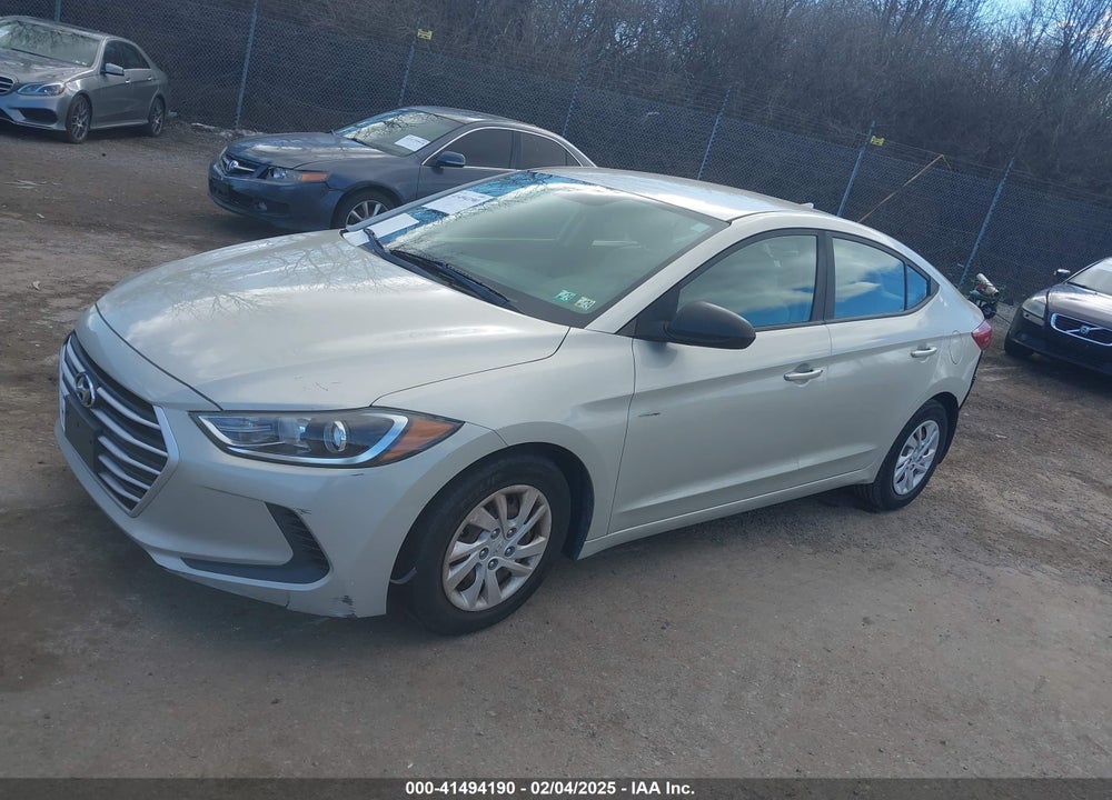 2017 HYUNDAI ELANTRA SE VIN: 5NPD74LF3HH149814